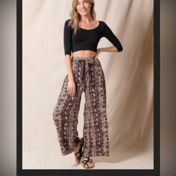 Sivana spirit Naga flowy pant size medium - Picture 1 of 6